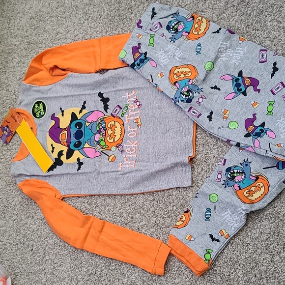 Disney Stitch Halloween Glow in the dark pajamas nwt - Picture 2 of 4